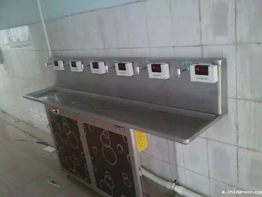 兴邦刷卡直饮水